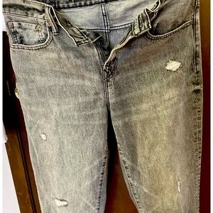 American Eagle Distressed gray stylish men’s jeans 32 X 32